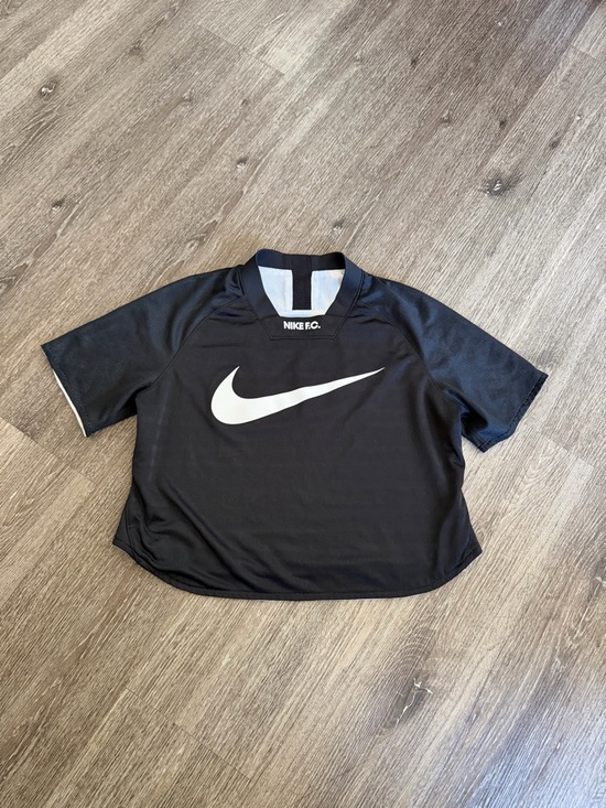 Nike Tops - Nike Black Tee with White Swoosh